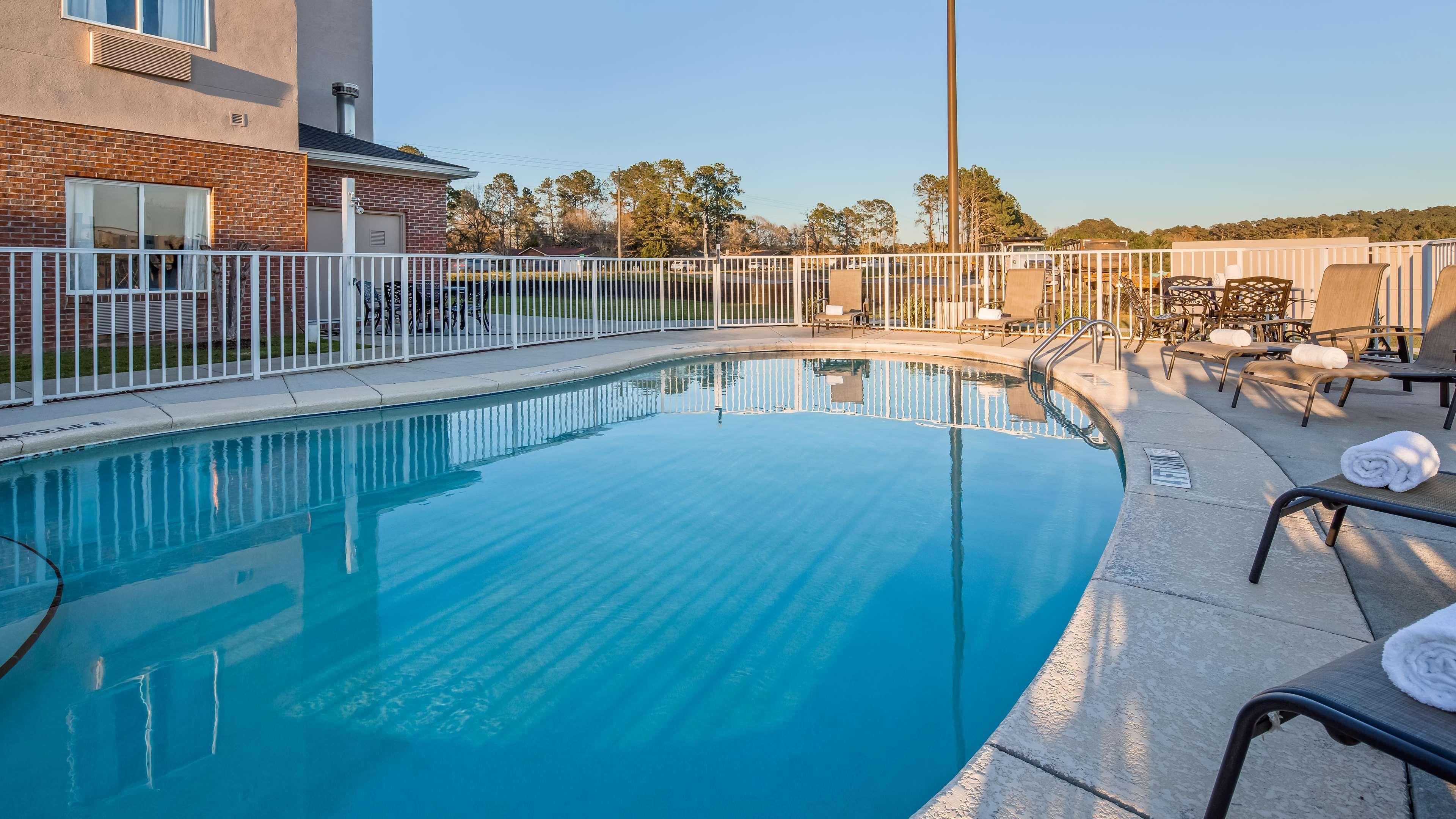 Best Western Dothan Inn & Suites Eksteriør bilde