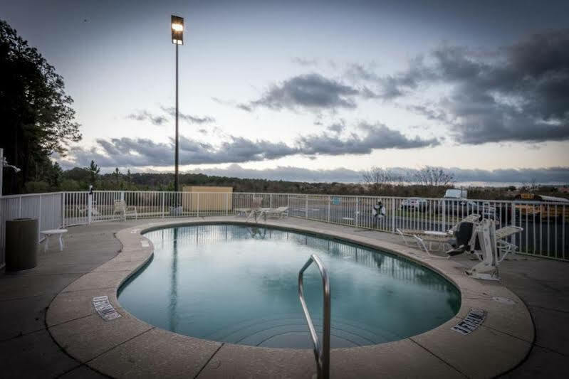 Best Western Dothan Inn & Suites Eksteriør bilde